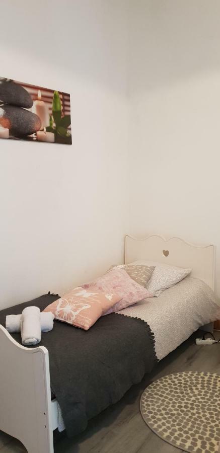 Le Ty Rose Villa Dinan Exteriör bild